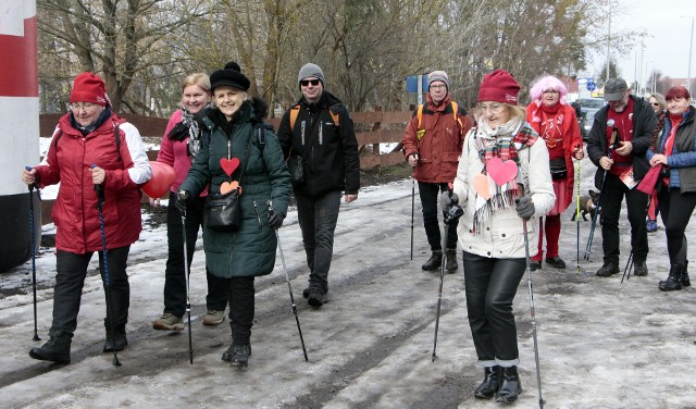 Walentynkowy marsz nordic walking w Grudziądzu.