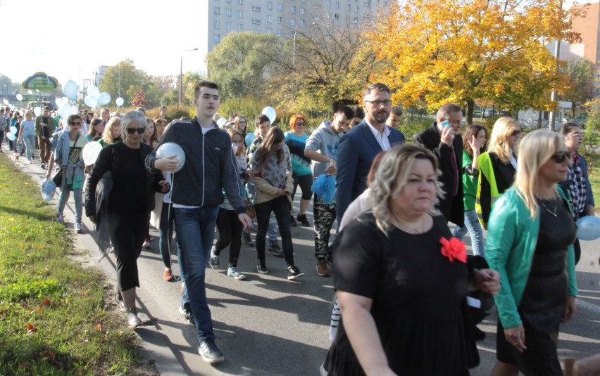 Marsz Integracyjny pamięci biskupa Jana Chrapka przeszedł ulicami Radomia