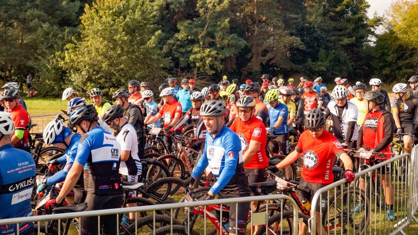 VI edycja Maratonu MTB w Golubiu-Dobrzyniu. Trasę główną...