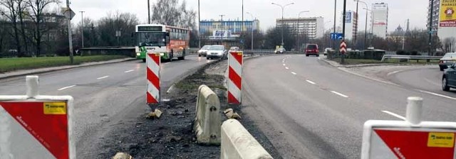 Drogowcy zwężą odcinek pomiędzy zjazdami na Antoniuk i dworzec PKP (na zdjęciu z prawej)