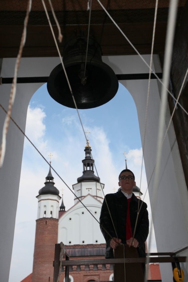 W ubiegłorocznym konkursie cerkiewnego dzwonienia w Supraślu wzięło udział 21 dzwonników z Polski, ale także z Białorusi, Rosji, Ukrainy czy Kazachstanu. Festiwal ściąga do miasteczka tłumy turystów.