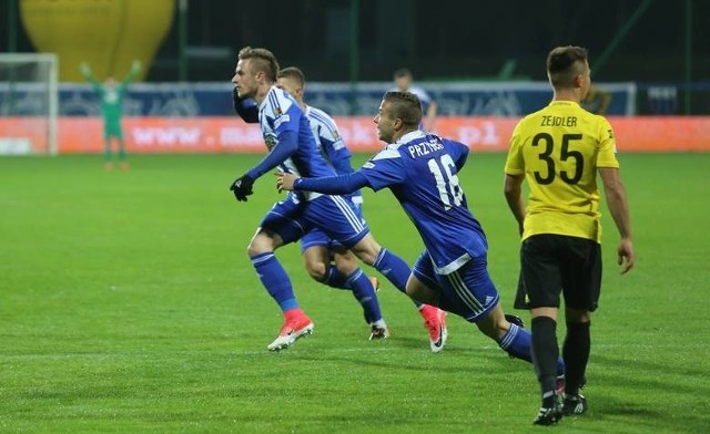 GKS Katowice - Ruch Chorzów 1:2. Derby na Bukowej wygrali Niebiescy