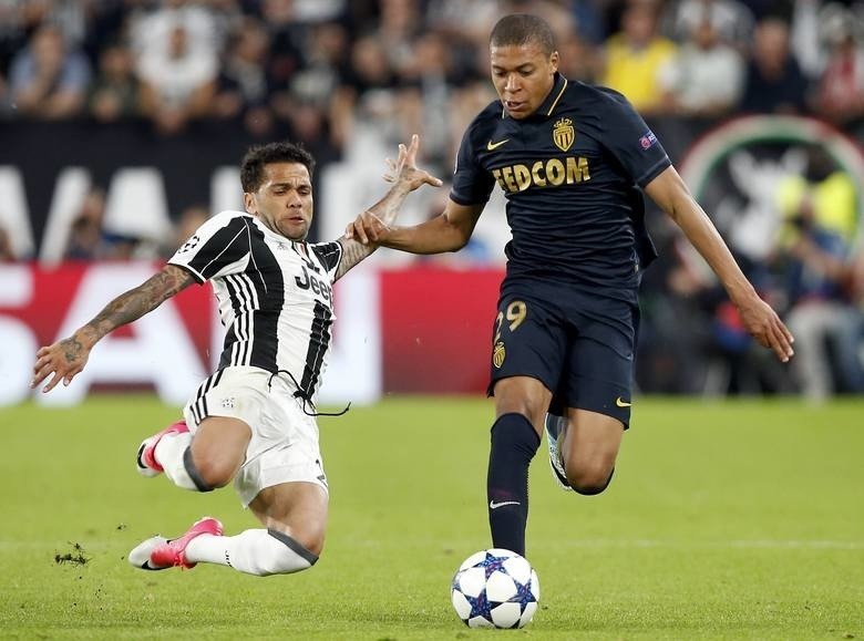 Juventus - AS Monaco 2:1 BRAMKI. Zobacz gole youtube. Skrót...