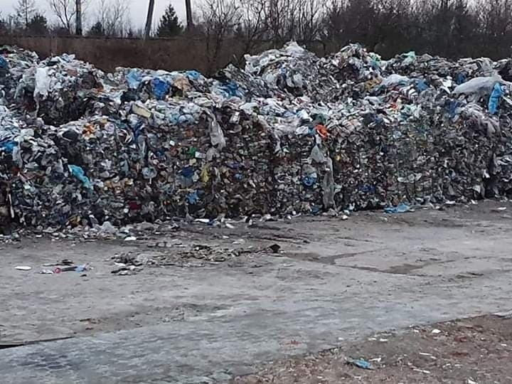 Składowisko śmieci w Hureczku.