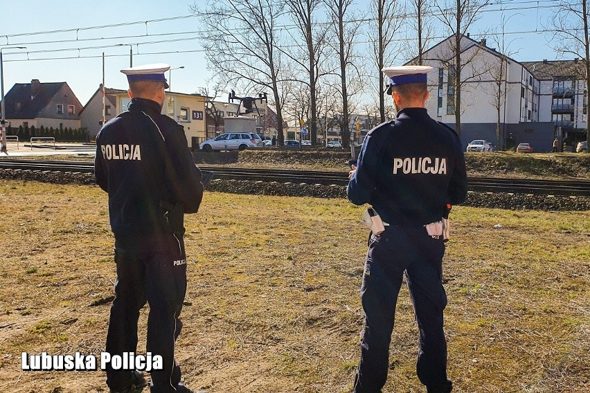 Nowosolscy policjanci wystawili kilkanaście mandatów, dzięki...