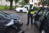 Groźny wypadek we Włocławku! 3 osoby w szpitalu! [zobacz wideo z akcji ratunkowej]