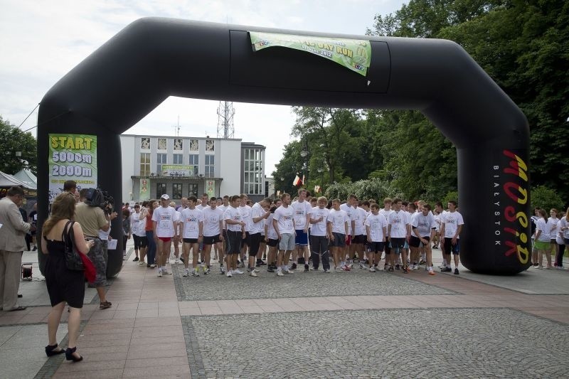 Dzień Olimpijski [ZDJĘCIA]. Zobacz, jak wyglądał bieg