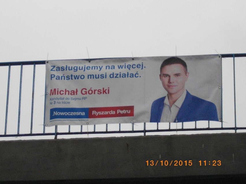 Wrocław: Politycy promują się nielegalnie i zaśmiecają miasto (ZDJĘCIA)