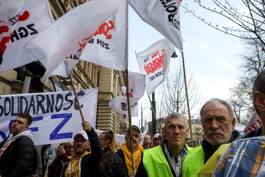 Kraków. Związkowcy domagają się "piątki Solidarności"