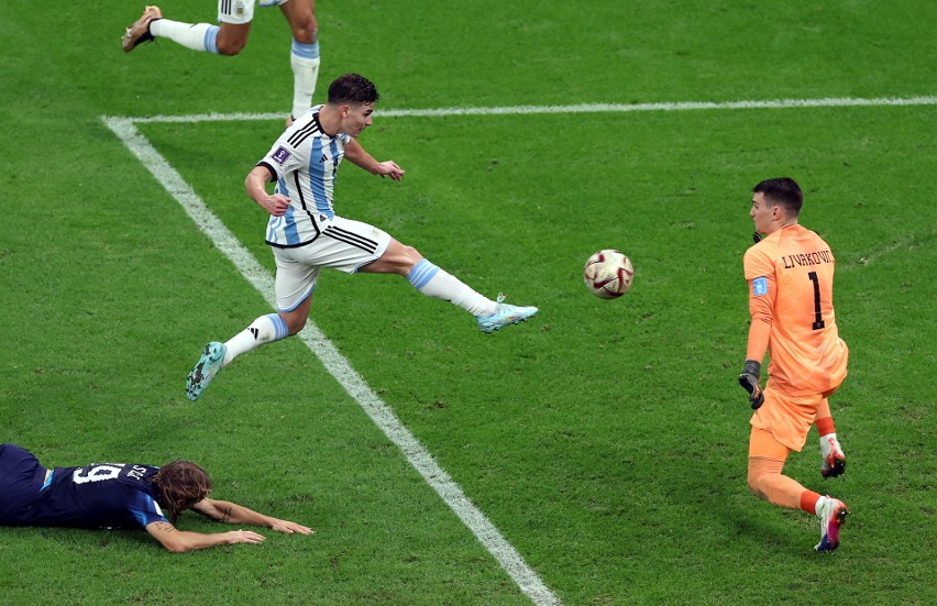 Argentyna w finale, Chorwacja o brąz! Messi zagrał jak...
