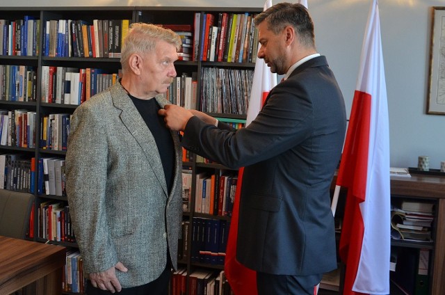 W siedzibie krakowskiego IPN Andrzej Marcinek odebrał Krzyż Wolności i Solidarności