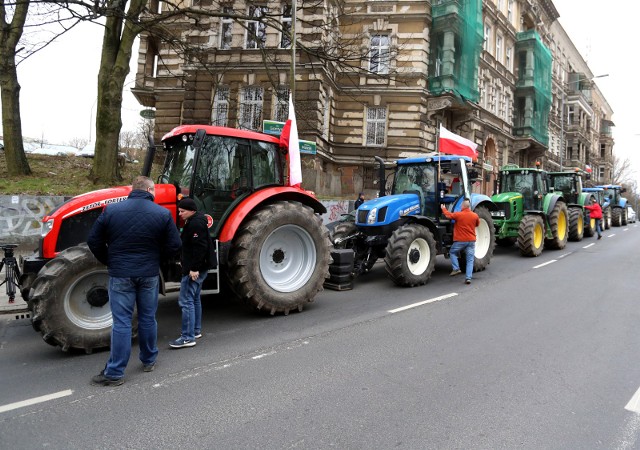 Tak protestowali w 2017 roku rolnicy z Zachodniopomorskiego. Chcieli pokazać swoje niezadowolenie z działalności Agencji Nieruchomości Rolnych