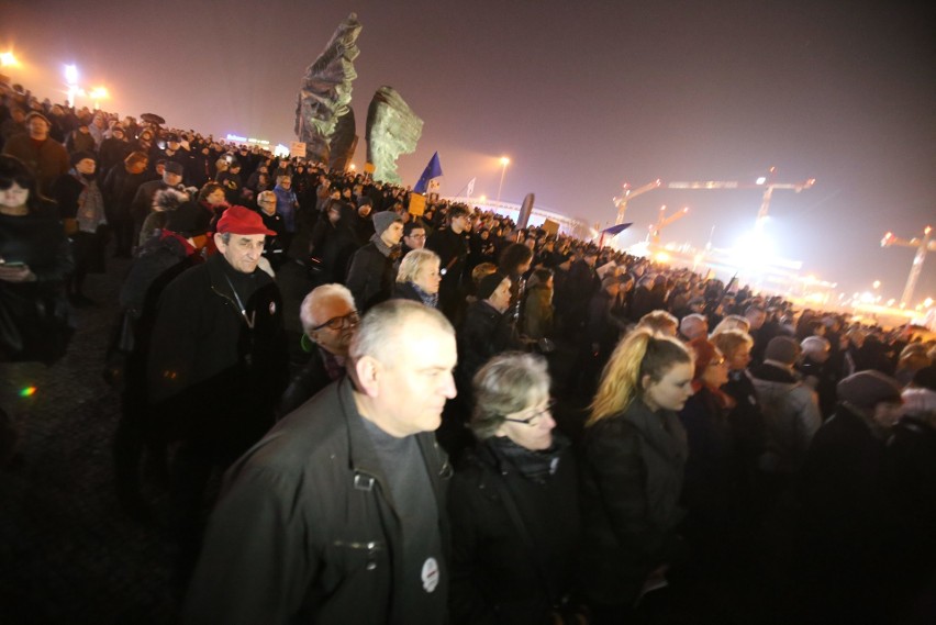 Strajk Kobiet i Manifa Śląska na rynku w Katowicach