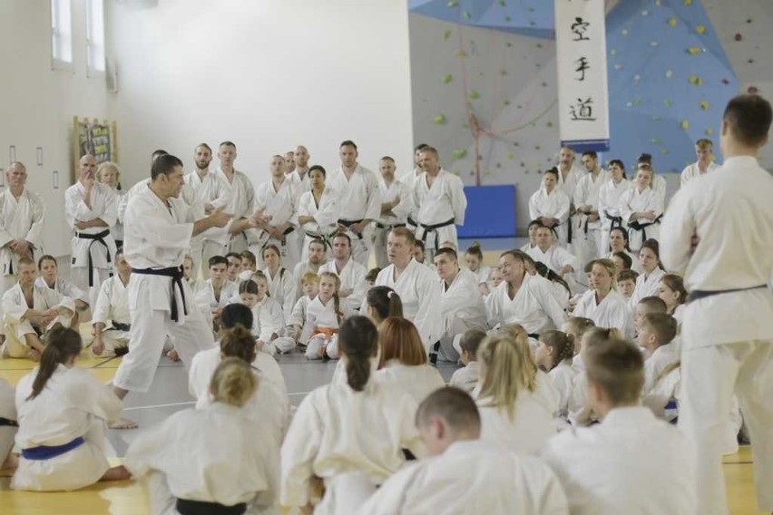 Legendy karate tradycyjnego w Niepołomicach. Ponad 200 zawodników z 14 krajów [ZDJĘCIA]