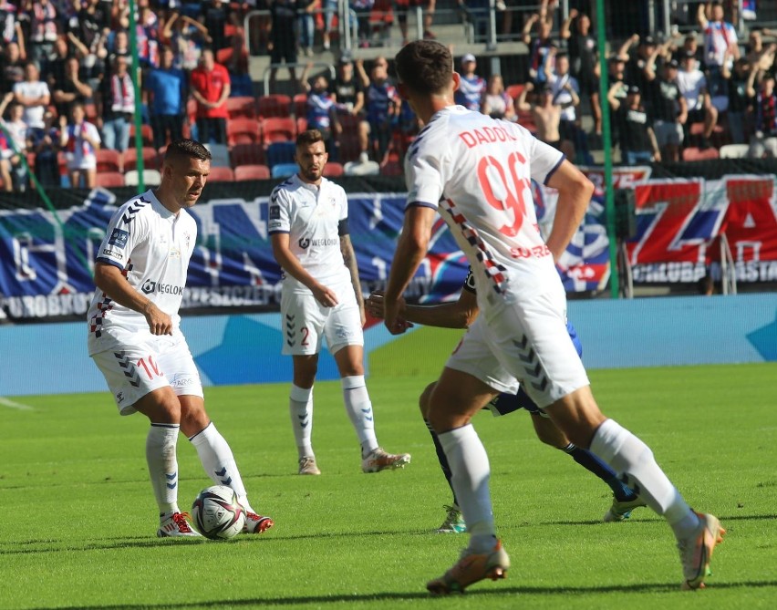Po raz ostatni Łukasz Podolski wystąpił 7 sierpnia w meczu...