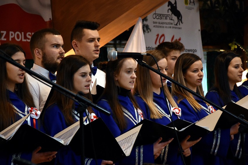 Gorlice. Pod znakiem jubileuszu stadniny i przy dźwiękach operowych arii upłynął weekend w Regietowie [ZDJĘCIA]