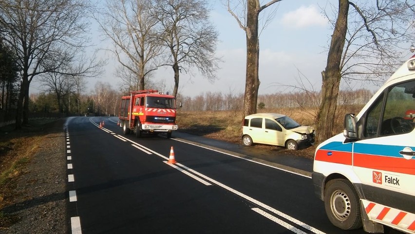 Wypadek na drodze między Przedmościem a Praszką.