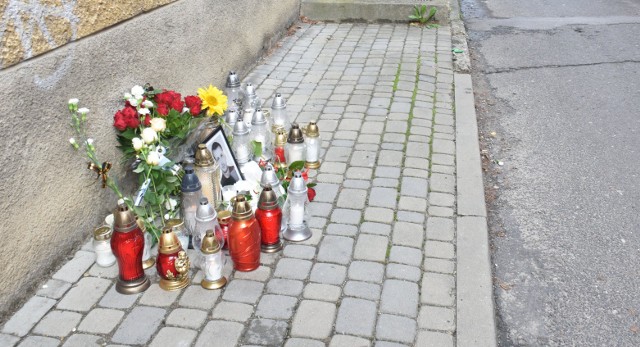 Remigiusz L. został zaatakowany w uliczce pomiędzy dwoma budynkami na os. Tysiąclecia w Krośnie