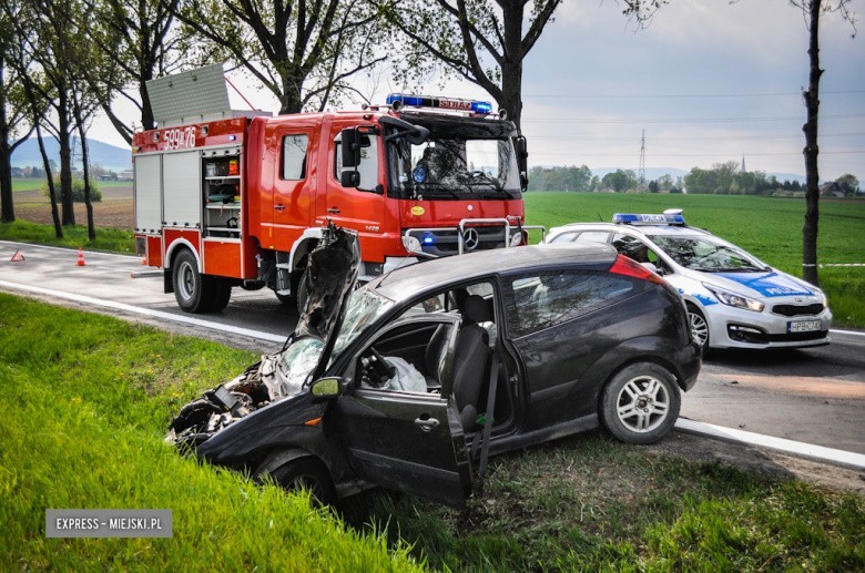 Groźny wypadek na drodze Wrocław – Kłodzko [ZDJĘCIA]