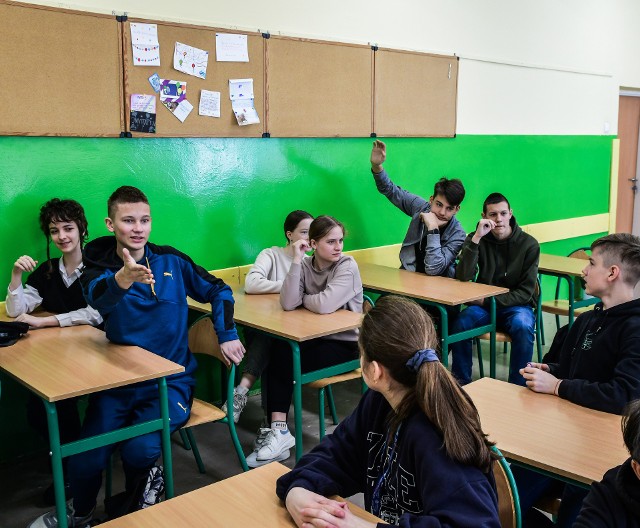 Uczniom z Ukrainy zdecydowanie łatwiej dostać się do klasy przygotowawczej w podstawówce 