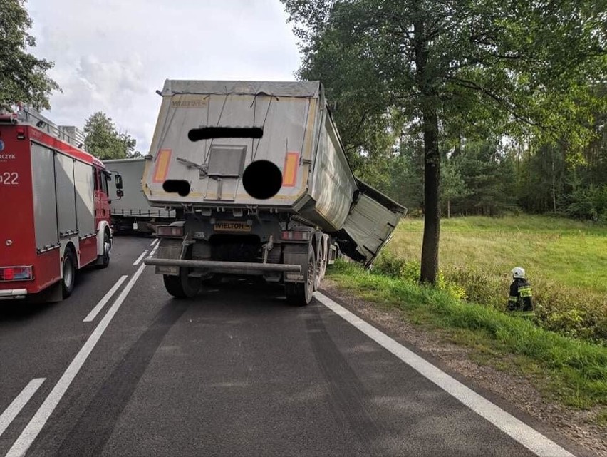 Krasne Stare: Wypadek zablokował DK8. Zderzyły się dwa tiry