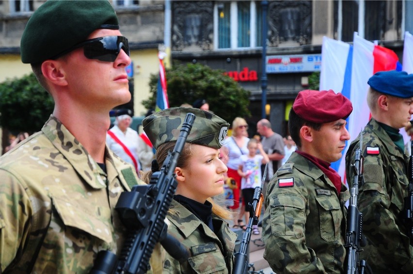 13.08.2013 krakow plac matejki swieto wojsko polskiego apel...