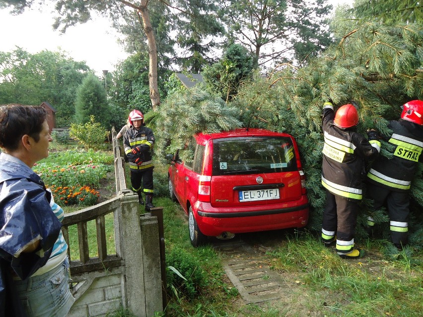 Nawałnica nad Regnami w gminie Koluszki