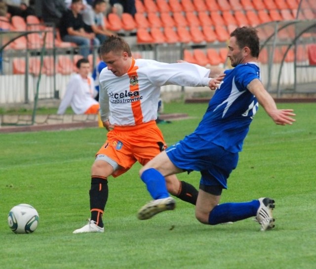 W meczu kontrolnym rozegranym we wtorek w Ostrowcu, drugoligowy KSZO przegrał z występującą klasę niżej Łysicą Akamit Bodzentyn 1:2.