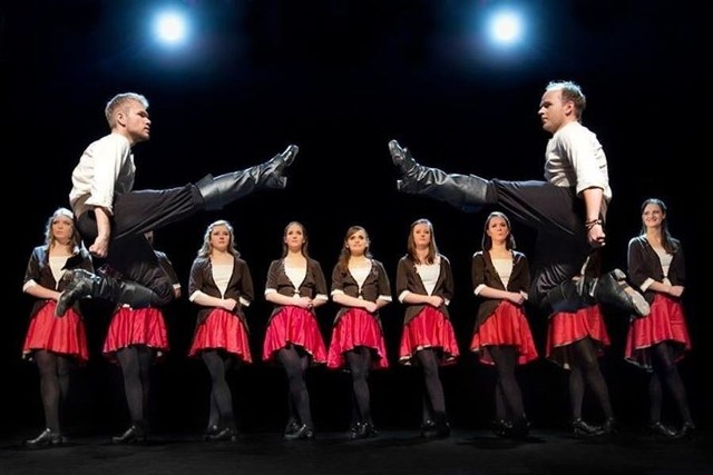 Tańce irlandzkie zaprezentuje grupa Treblers.  Grupa  jest profesjonalnym zespołem tańca irlandzkiego, który powstał w 2012 roku z połączenia sił tancerzy dwóch znanych i cenionych warszawskich zespołów o tradycjach sięgających 1991 roku.