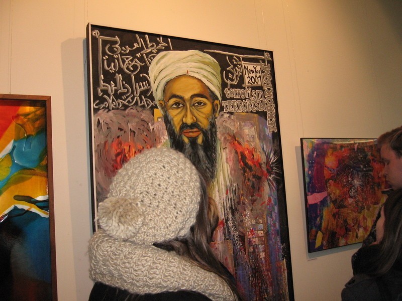 Imponującego Bin Ladena namalował Adam Roskowinski.Obraz...
