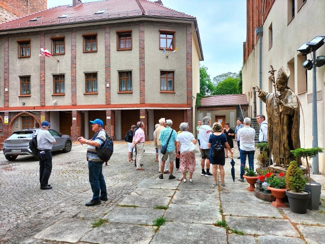 W Muzeum Pogranicza Śląsko-Łużyckiego w Żarach, odbyło się spotkanie realizowane w ramach polsko-niemieckiego projektu „Przeszłość zapisana w kronikach, dokumentach i inskrypcjach. Dzieje Żar do 1815 roku”.