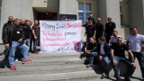 Katowice: Związkowcy weszli do siedziby PGG. Protestują i domagają się rozmów na temat uporządkowania rynku handlu węglem 