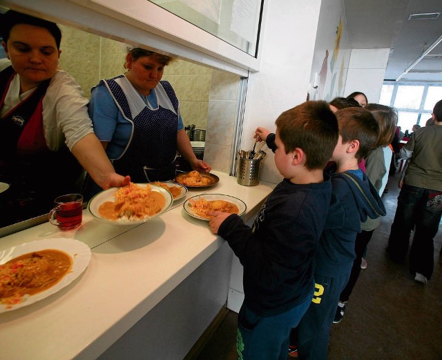 Ze szkolnych obiadów zrezygnowało 40 procent dzieci