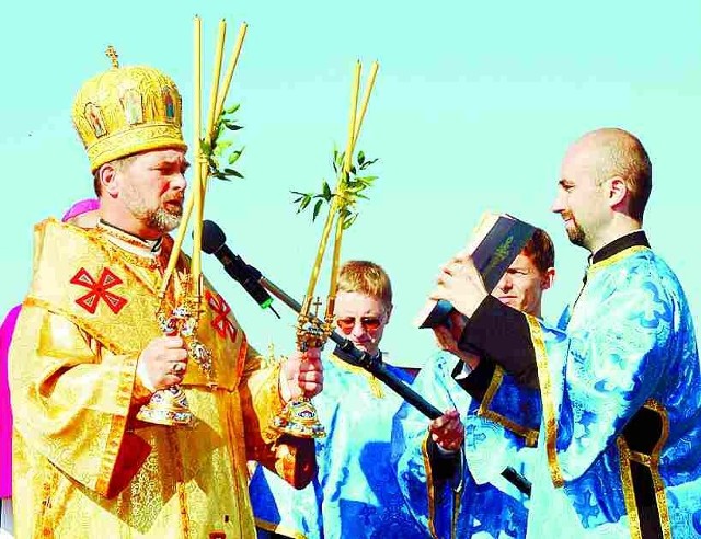 Pontyfikalną niedzielną liturgię celebrował eparcha wrocławsko-gdański ksiądz biskup Włodzimierz Juszczak. 