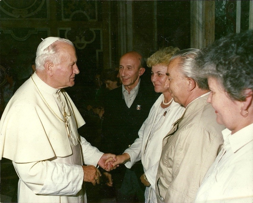 Zdjęcie ze spotkania z Janem Pawłem II w Watykanie z okazji...