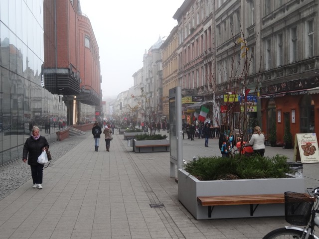 Półwiejska piątą najdroższą ulicą w kraju!Ulica Półwiejska znalazła się na piątym miejscu w rankingu najdroższych  ulic handlowych w Polsce