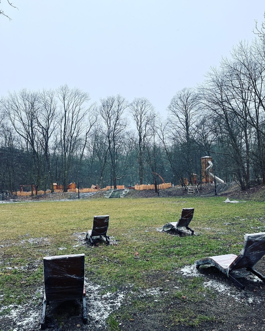 Kraków. Park Bednarskiego nabiera nowych kształtów. Kiedy koniec remontu?