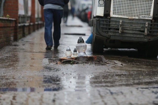 Trzy wycięte kasztanowce rosły przy ulicy Raciborskiej w centrum Katowic.Zobacz kolejne zdjęcia. Przesuwaj zdjęcia w prawo - naciśnij strzałkę lub przycisk NASTĘPNE