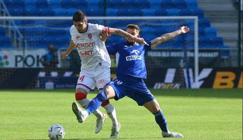 PKO Ekstraklasa. Wisła Płock w pięć minut straciła dwie bramki i być może utrzymanie. Raków lepszy w Płocku. "Nafciarze" w strefie spadkowej