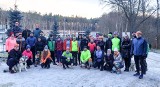 Pierwszy w tym roku parkrun w Żarach przyciągnął na start sporo biegaczy