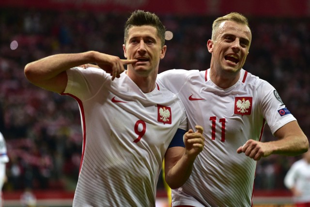 Robert Lewandowski (z lewej) i Kamil Grosicki