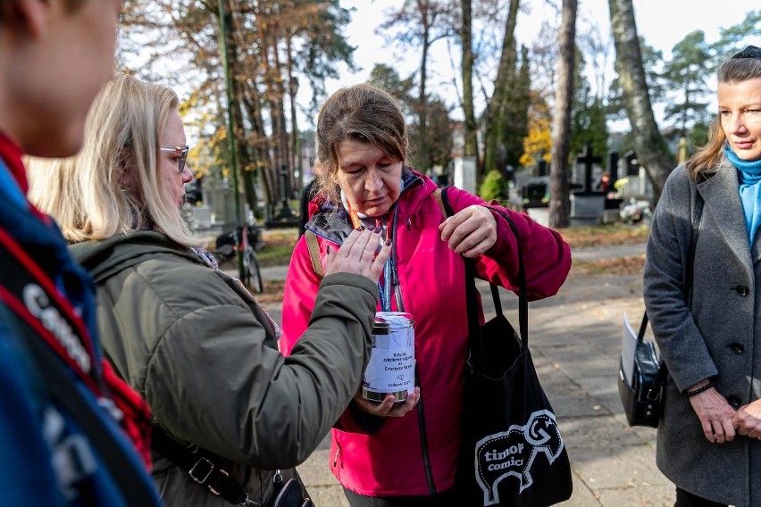 Dzięki kwestom, które na Cmentarzu Farnym są prowadzone od...