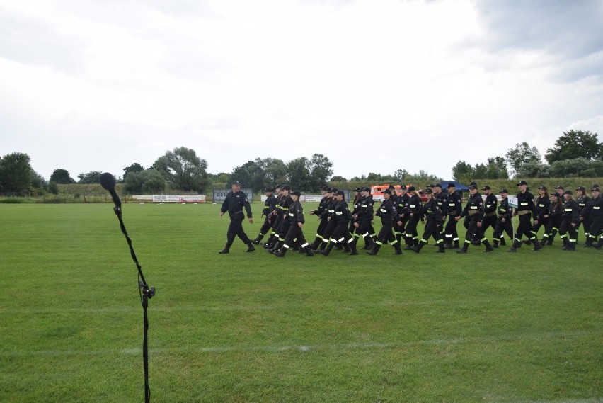 Bosutów i Poskwitów to najlepsze drużyny strażackie w powiecie krakowskim. Zawody sportowo-pożarnicze [ZDJĘCIA]