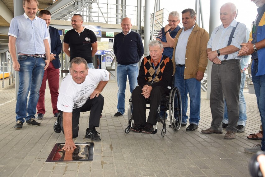 Uroczystość odsłonięcia tablicy Mieczysława Woźniak, byłego...