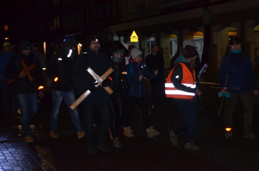 Głogowianie na Ekstremalnej Drodze Krzyżowej