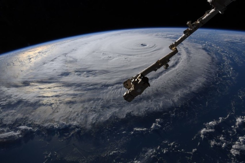 Zdjęcia Huraganu Florence zrobione przez NASA z ISS