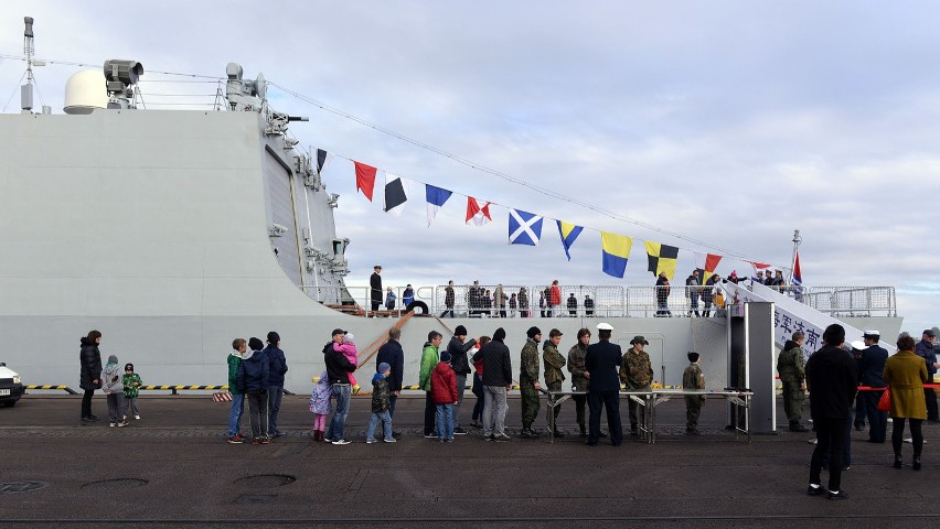 Chińskie okręty wojenne w Gdyni udostępnione zwiedzającym [ZDJĘCIA, WIDEO]