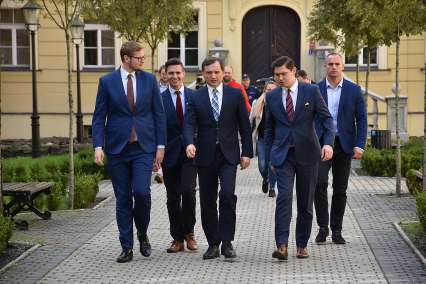 Wybory 2019: Zbigniew Ziobro w Rybniku podpisał powołanie...