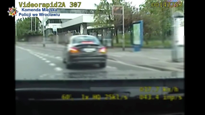 Prawie 150 km/h na Legnickiej. Bo chciał sprawdzić auto odebrane od mechanika