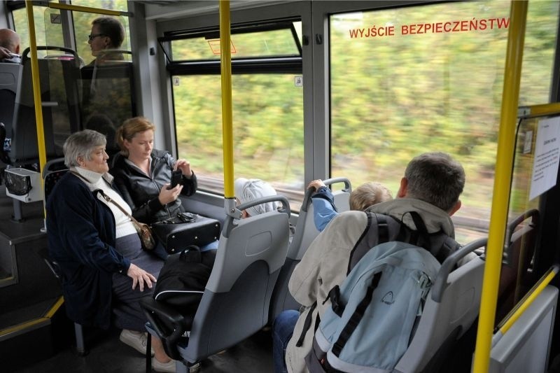 Kolej miejska. Szynobusy jeżdżą przez Białystok (zdjęcia)